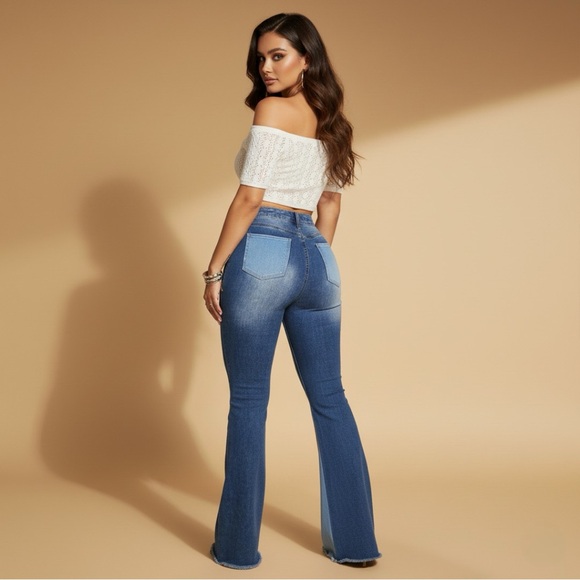 Skyline Contour Flare Jeans – Curves in Control - Picture 3 of 7